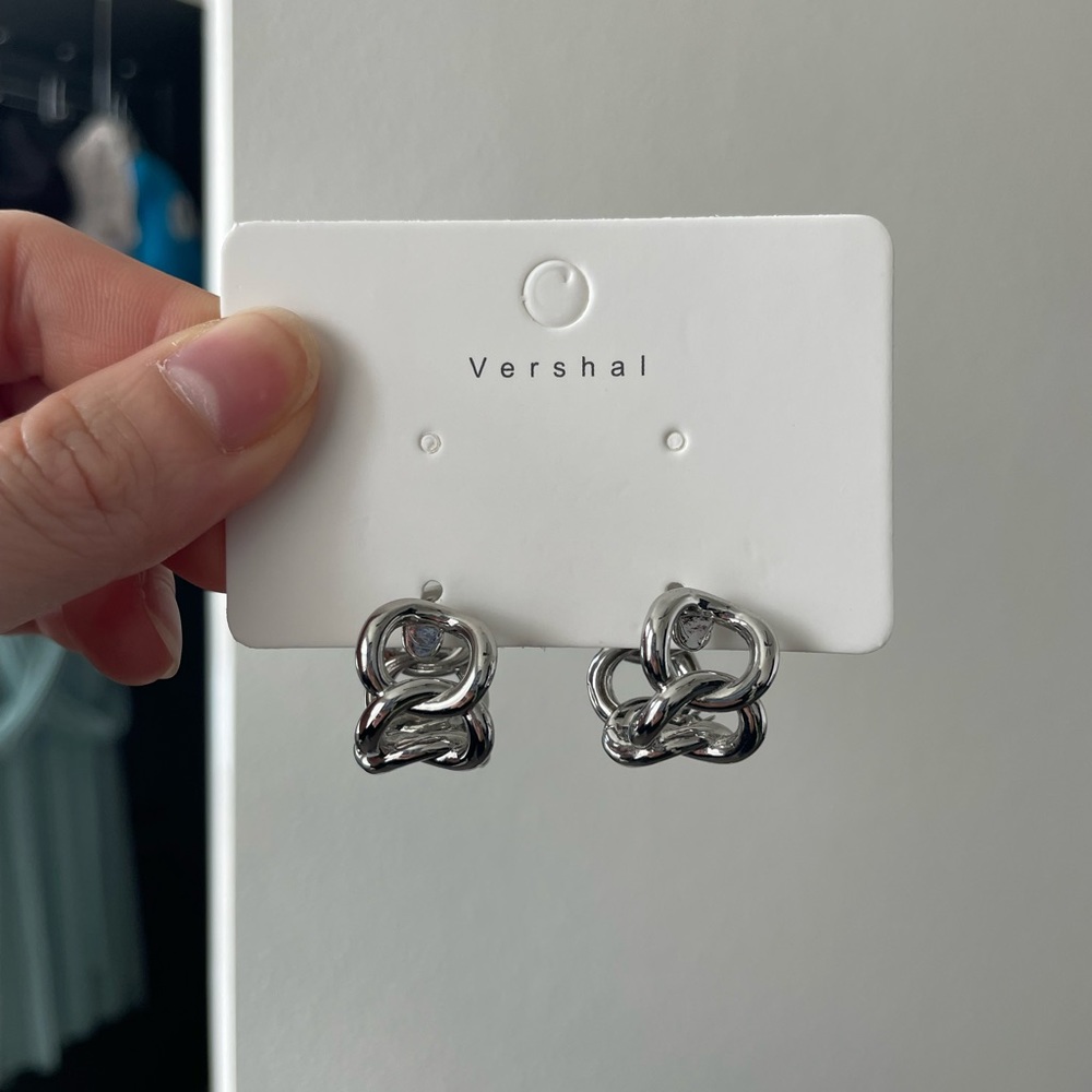 Korean fashion jewelry silver chunky hoop earrings